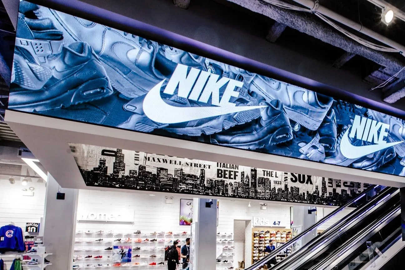 Activate The Space'i LED-ekraan Nike'i reklaamiga New Yorgis