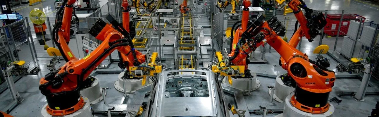 Robotkäed autotehase tootmisliinil
