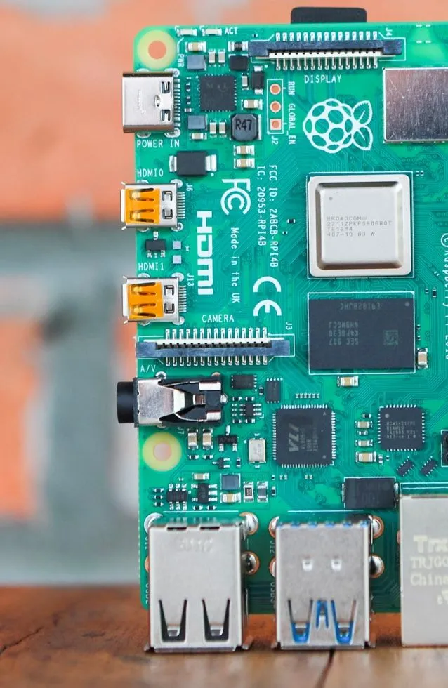 Raspberry Pi 4 infoekraanidele