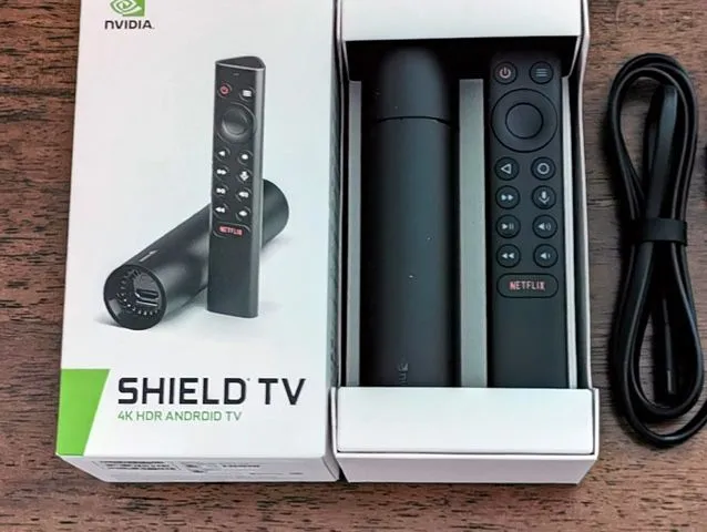 Meediapleier Nvidia SHIELD Android TV 4K infoekraanidele